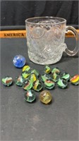 Marbles in riddler cup