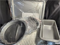 NEW Farberware baking set pans