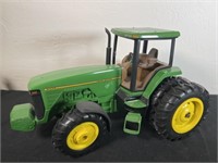 Ertl John Deere 8400 Toy Tractor