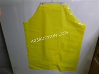 Lot of 100 VR Yellow Aprons w/ Grommets & Ties