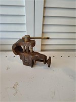 Vice.1 1/2" table clamp