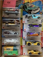 10 hot wheels