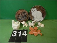 Cat Plate & Cat Figurines