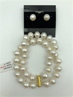 Freshwater pearl bracelet and earring set