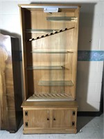 Gun cabinet or display case