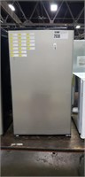 USED SILVER FRONT FRIGIDAIRE  DORM SIZE/COUNTER
