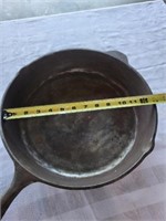 Cast Iron Skillet 12