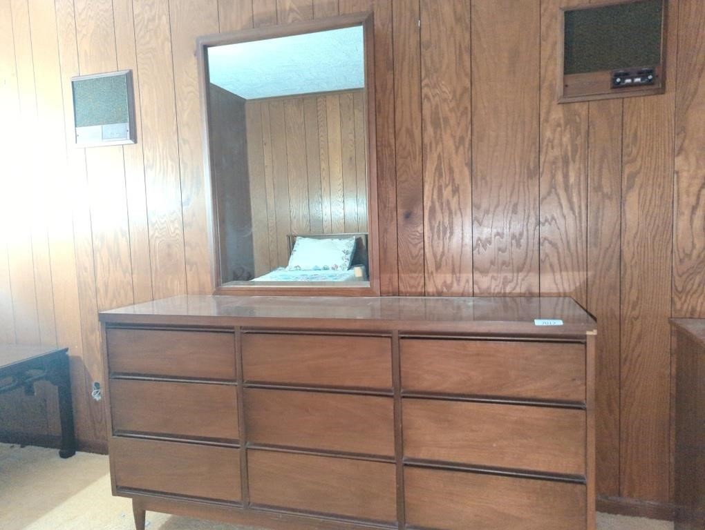 Vintage dresser with mirror