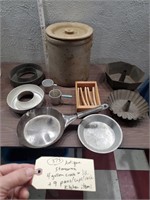 Antique stoneware 4gal crock w lid + kitchen items