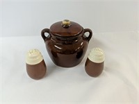 Stoneware Beanpot and Salt and Pepper