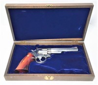 Smith & Wesson .357 Mag Mod 662 Revolver