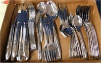 Tradition stainless flatware service for 8,