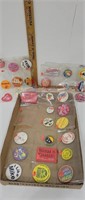 Lot of collectible buttons including - Looney