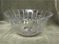 1980's Mikasa Crystal Glass Ribbed Deisgn bowl