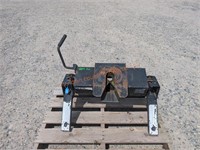 Reese 14,000 lbs Fifth Wheel Hitch