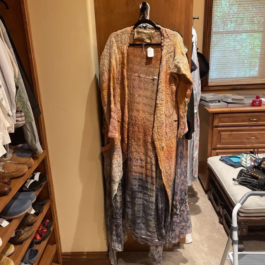 Living and Dyeing Coat
