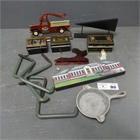 Wagner Ashtray Pan - Tree Hooks - Metal Boxes