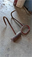 Pair of hay hooks