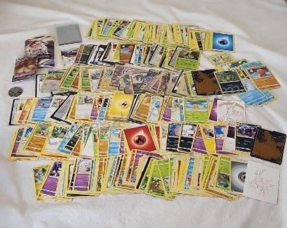 Assorted Pokémon Card Lot