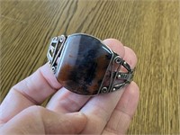 NAVAJO DESIGN CUFF BRACELET W/ AGATE 1 1/2" WIDE