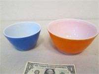 Vintage Pyrex Orange & Blue Milk Glass Nesting