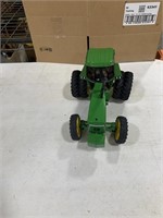 John Deere tractor 9 x 12