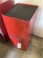 SNAP ON CABINET