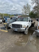 1999 FORD F450 FLATBED (WHITE) W/ 195,509 MILES,