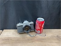 Vintage Pentax K1000 SE 35mm Camera