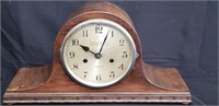 Vintage mantel clock