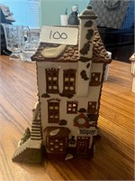 DEPT 56 DICKENS VILLAGE HOUSE