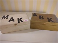 2 jewelry boxes