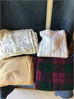 Throw Blankets Lot of 4
