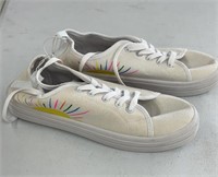 Size 9 sunny rainbows shoes