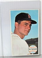 1964 Topps Giants #48 Carl Yastrzemski Card