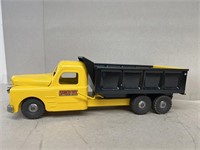 STRUCTO Toy dump truck