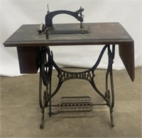 (F) American Sewing Machine Pedal Sewing Machine