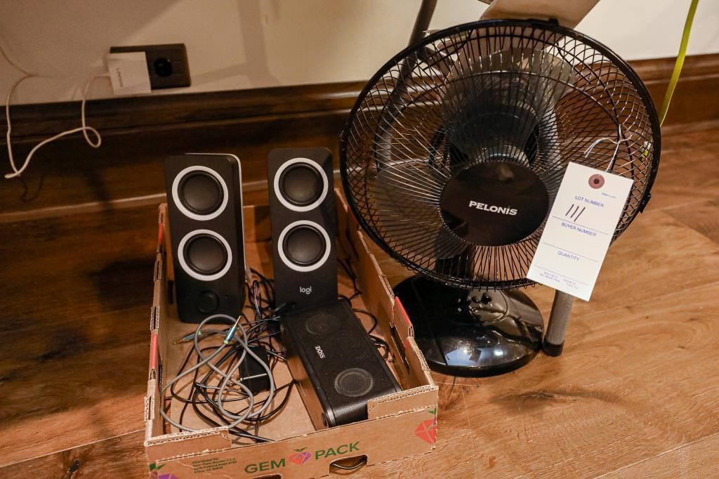 Oscillating Fan; Speakers