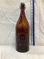 Dubuque Brewing & Malting Co. Amber Picnic Bottle