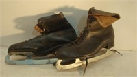 Unknown Size - Ice Skates