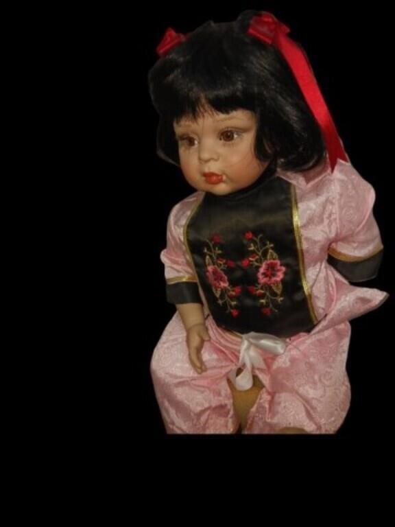 Online Weekly Auction 5/21/2024   (Dolls)