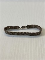 Silver bracelet marked 925