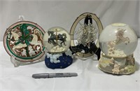 Vintage Sun Catchers & Snow Globes