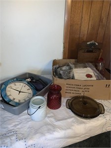 Large lot of miscellaneous items, housewares