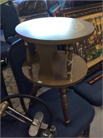 Two-tier gold table