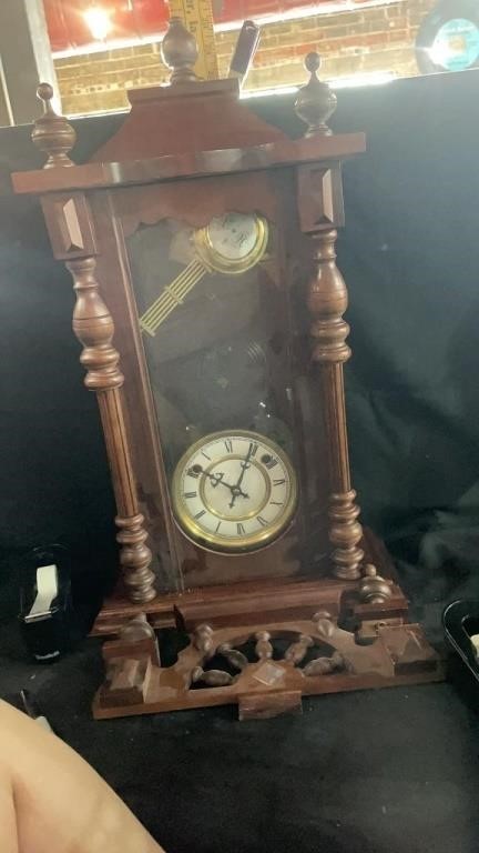 Vintage Auction, Clocks, Decor,  6-20-2024