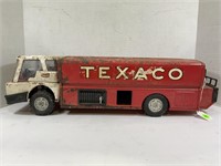 1960'S TEXACO STEEL PRESSED FUEL TANKER TRUCK