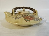 Vintage Oriental Tea Pot - 5.5" Dia x 5.5" T