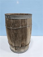 WOOD NAIL KEG 18.5 INCHES TALL