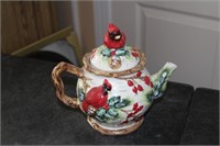 Cardinal teapot